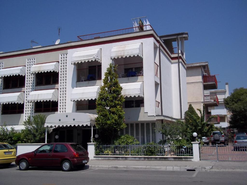 Hotel Meuble Villa Patrizia Grado Exterior foto